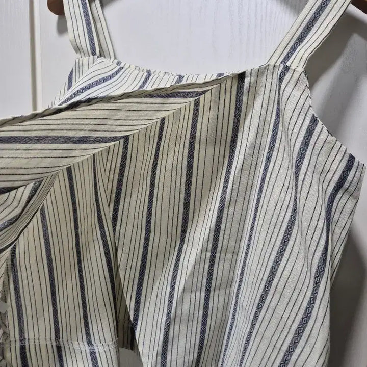 [BUNJANG] Stripe Cami Top and Skirt Two-Piece Set / (세일)(새상품)스트라이프 끈나시 스커트 투피스 세트
