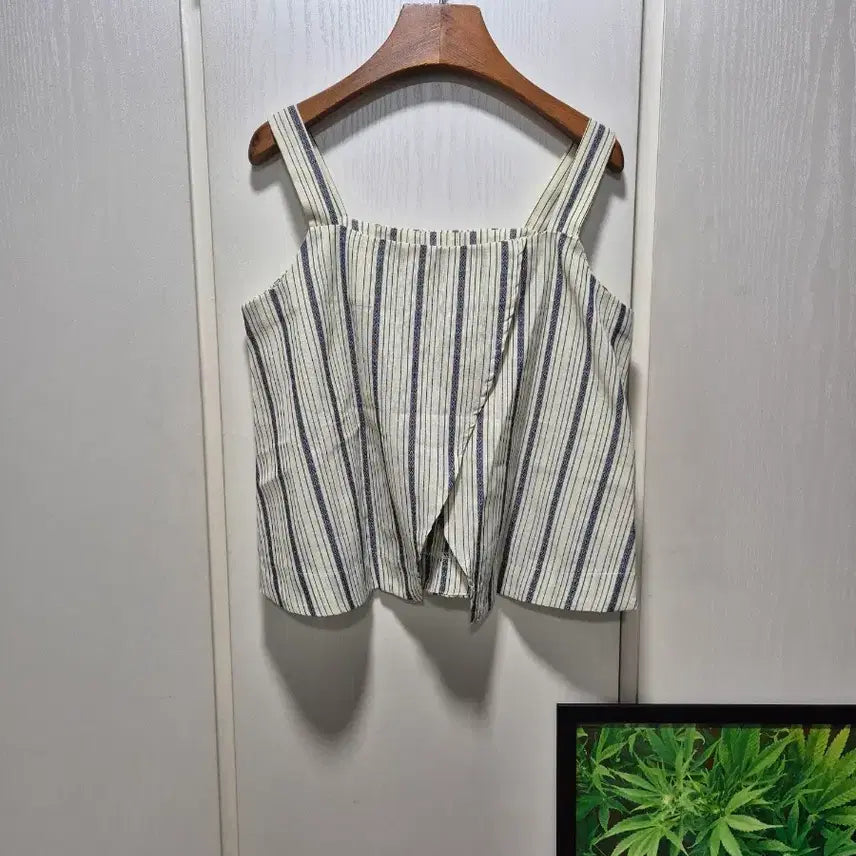 [BUNJANG] Stripe Cami Top and Skirt Two-Piece Set / (세일)(새상품)스트라이프 끈나시 스커트 투피스 세트