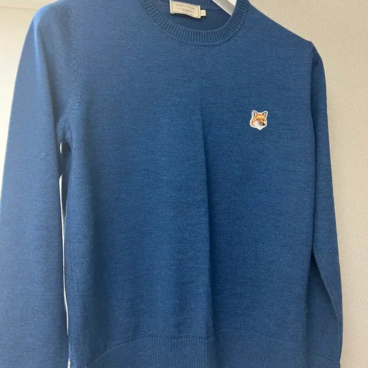 [BUNJANG] Maison Kitsuné Blue Knit L (New) / 메종키츠네 블루니트 L (새상품)