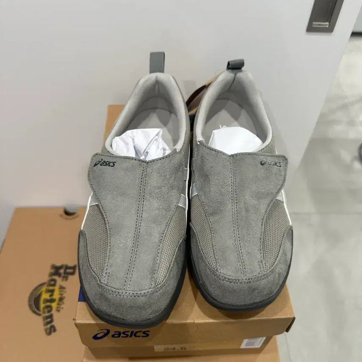 [BUNJANG] Asics Life Walker Gray Sneakers 245mm / (새상품) 아식스 라이프워커 그레이 245mm