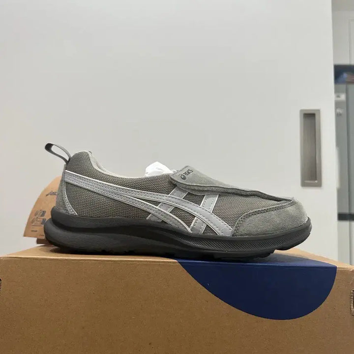 [BUNJANG] Asics Life Walker Gray Sneakers 245mm / (새상품) 아식스 라이프워커 그레이 245mm