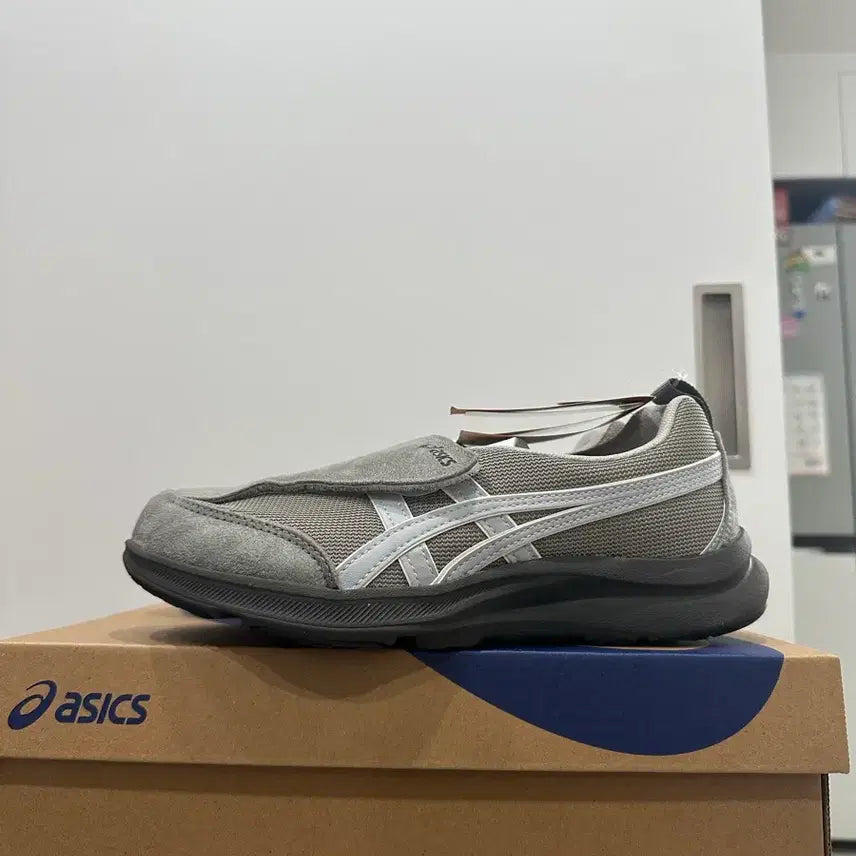 [BUNJANG] Asics Life Walker Gray Sneakers 245mm / (새상품) 아식스 라이프워커 그레이 245mm