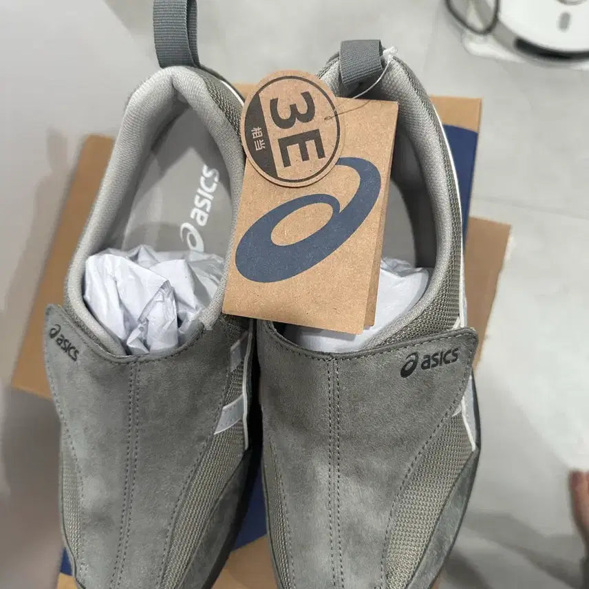 [BUNJANG] Asics Life Walker Gray Sneakers 245mm / (새상품) 아식스 라이프워커 그레이 245mm