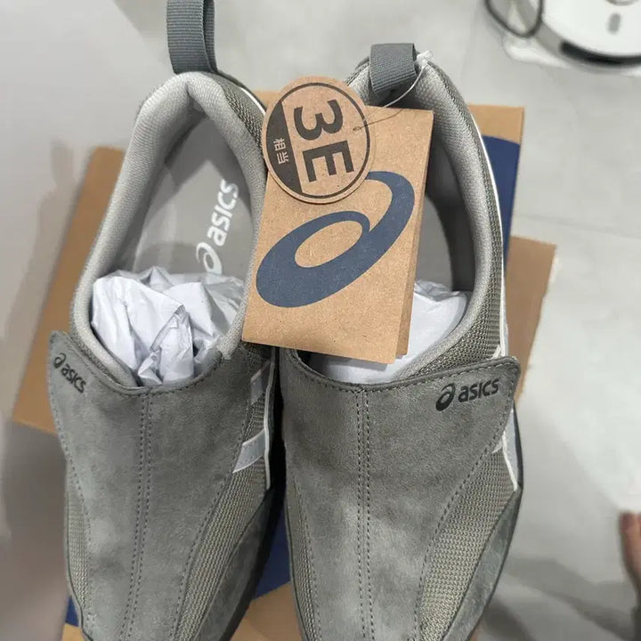 [BUNJANG] Asics Life Walker Gray Sneakers 245mm / (새상품) 아식스 라이프워커 그레이 245mm