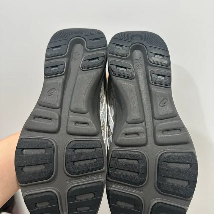 [BUNJANG] Asics Life Walker Gray Sneakers 245mm / (새상품) 아식스 라이프워커 그레이 245mm