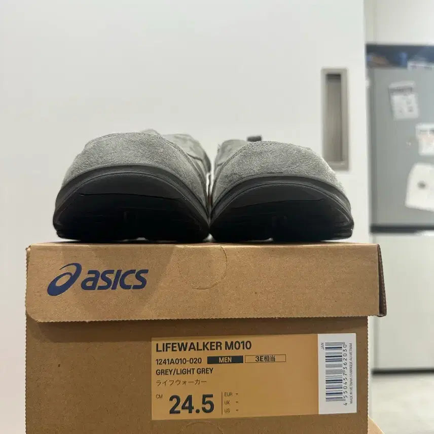[BUNJANG] Asics Life Walker Gray Sneakers 245mm / (새상품) 아식스 라이프워커 그레이 245mm