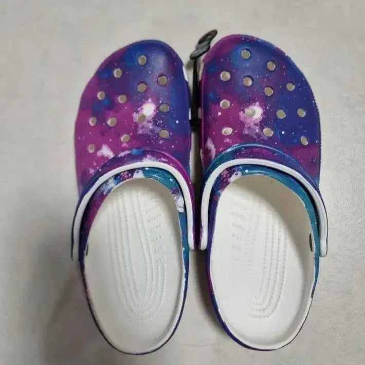 [BUNJANG] Crocs Galaxy Pattern Sandals Slippers / 크록스 갤럭시 패턴 샌들 슬리퍼