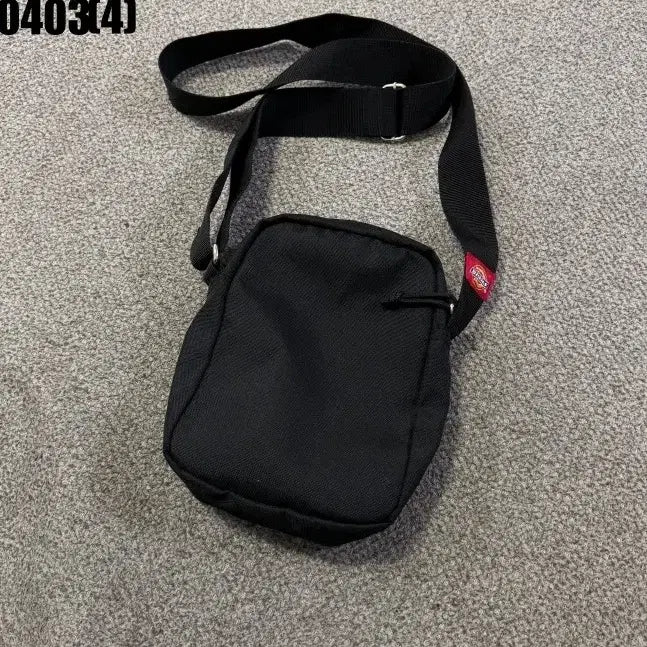 [BUNJANG] Dickies Mini Cross Bag / 디키즈 블랙 미니 크로스백 0403(4)