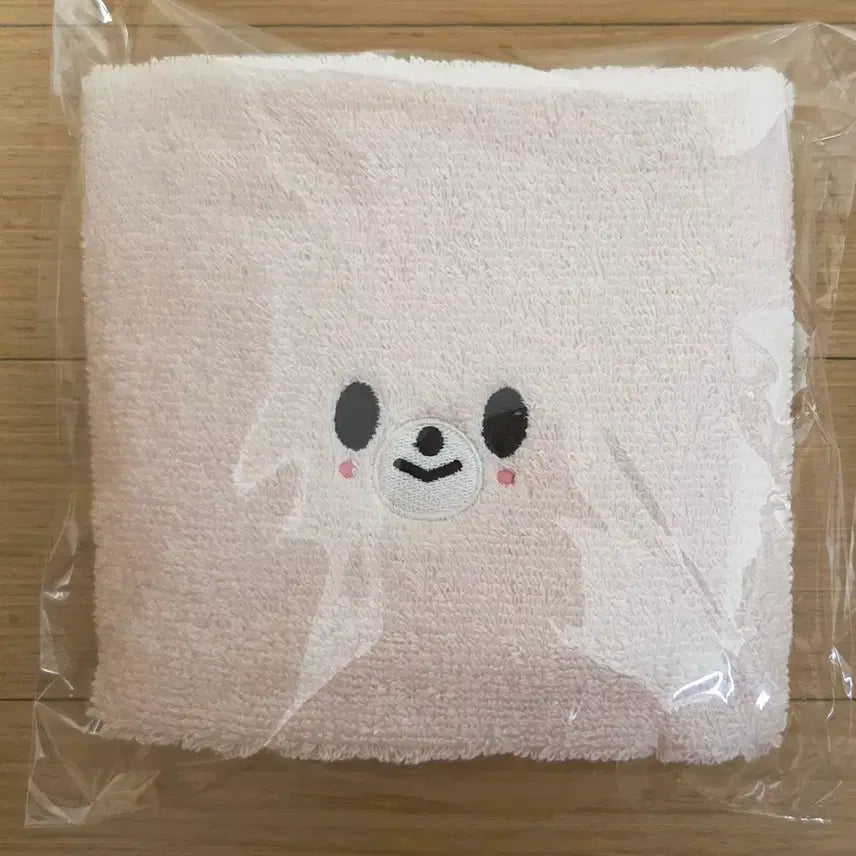 [BUNJANG] Stray Kids Fan Meeting Entrance Gift Foxiny Towel / 스키즈 팬미팅 입장기프트 수건 폭시니 판매