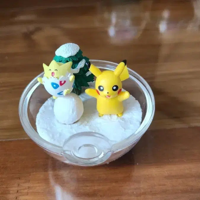 [BUNJANG] Pokemon Pikachu Togepi Terrarium Figure / 포켓몬 피카츄 토게피 테라리움 피규어