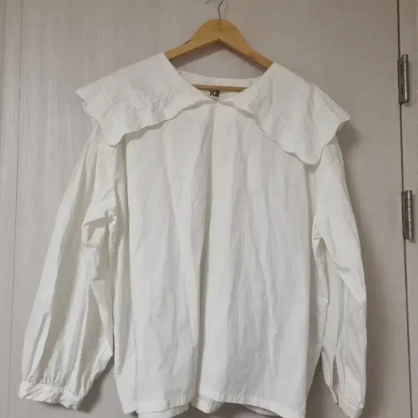 [BUNJANG] X2Jego Big Collar Oversized White Blouse / 고퀄택 x2제곱 빅카라 오버핏 바스락 화이트블라우스