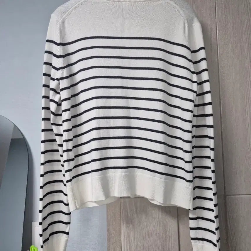 [BUNJANG] Uniqlo Striped Knit Sweater / 유니클로 단가라 니트