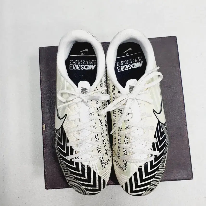 [BUNJANG] Nike Mercurial Vapor Soccer Cleats / 나이키 축구화 머큐리얼 베이퍼 220