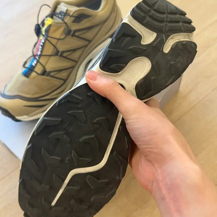 [SOLD OUT] (265)살로몬 XT6 고어텍스 베이지