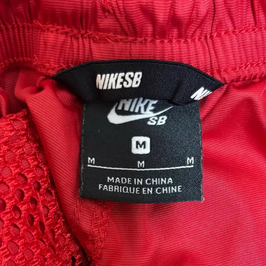 [BUNJANG] Nike SB Skate Shorts Red M / 나이키 남성 반바지 SB 스케이트 쇼츠 레드 M