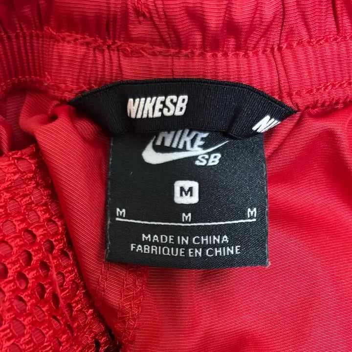[BUNJANG] Nike SB Skate Shorts Red M / 나이키 남성 반바지 SB 스케이트 쇼츠 레드 M