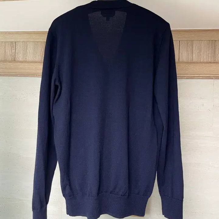[BUNJANG] A.P.C. Navy Virgin Wool Cardigan (Made in Italy) / A.P.C. 아페쎄 네이비 가디건 (이태리 제작)