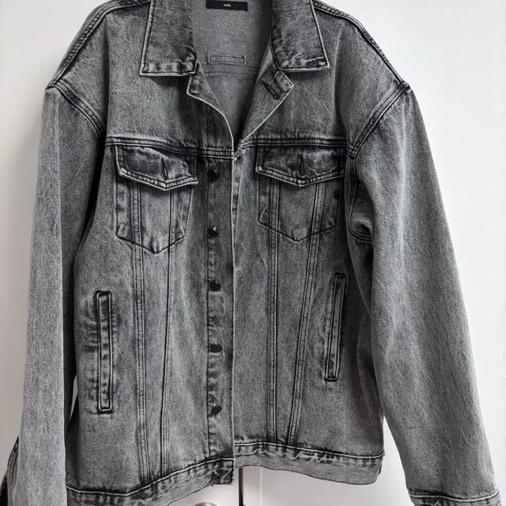 [BUNJANG] Bellboy 201 Oversized Denim Jacket / 벨201 박시 보잇 데님 청자켓 흑청