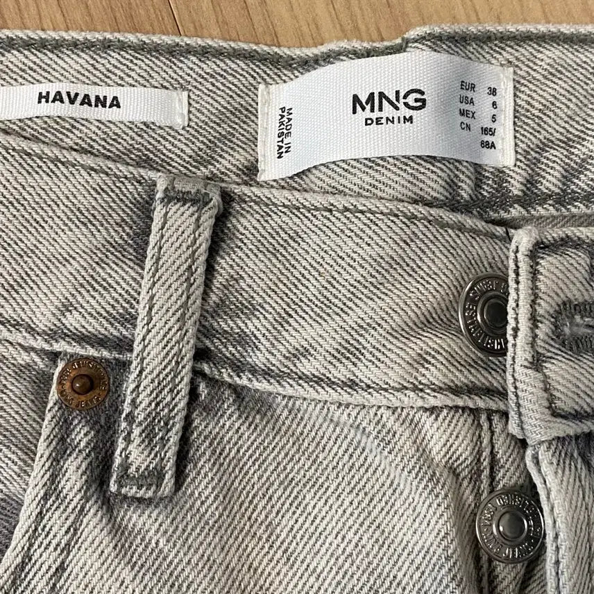 [BUNJANG] Mango Straight Crop Denim Jeans / [새상품] 망고 스트레이트 크롭 데님