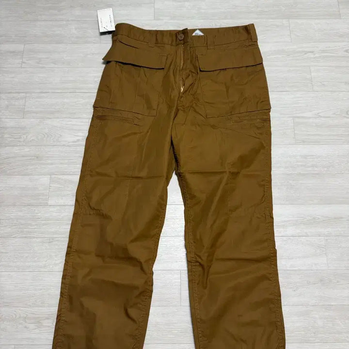 [BUNJANG] CORONA Utility Pants - Khaki Brown - Size L / CORONA 유틸팬츠L 32-34