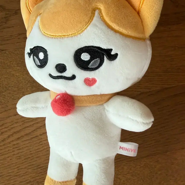 [BUNJANG] IVE Mini-Bea Chiz LIZ Doll / 아이브 미니브 치즈 리즈 인형