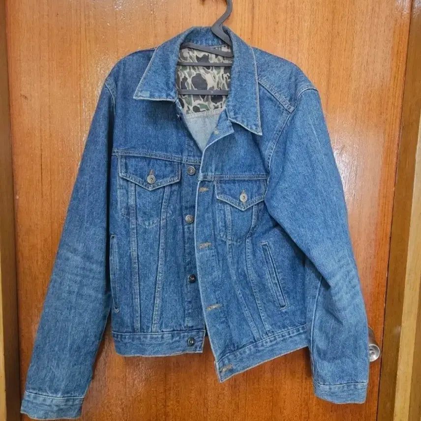 [BUNJANG] Classic Denim Trucker Jacket / 청자켓