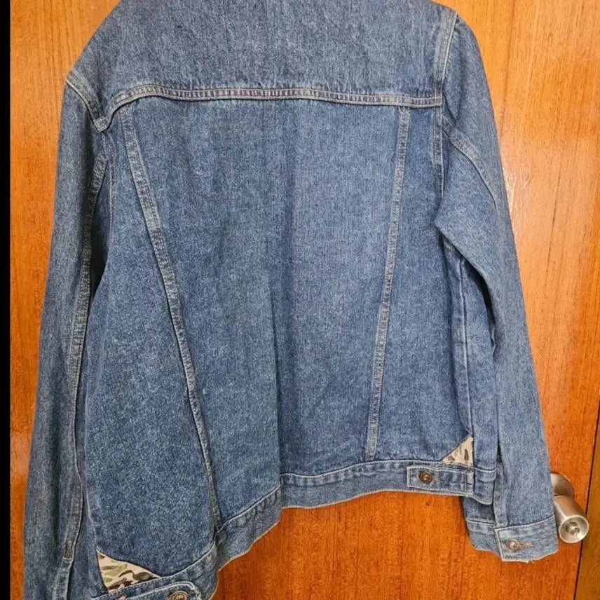 [BUNJANG] Classic Denim Trucker Jacket / 청자켓
