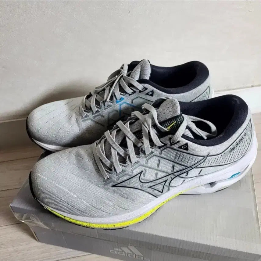 [BUNJANG] Mizuno Inspire 18 Running Shoes 265 / 미즈노 인스파이어 18 러닝화 265