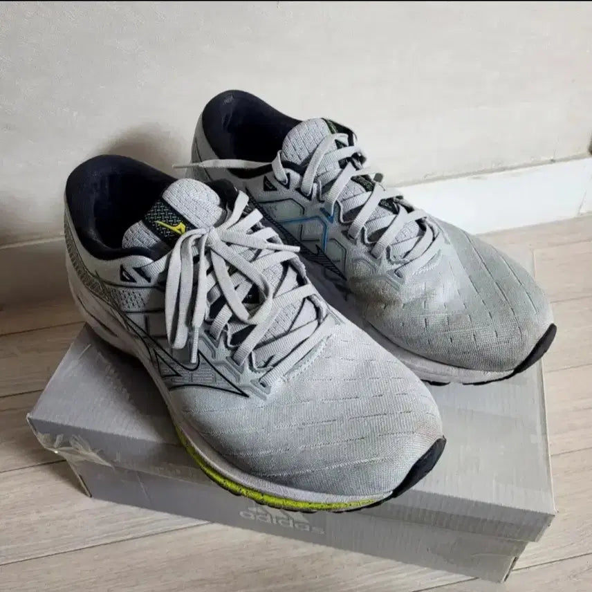 [BUNJANG] Mizuno Inspire 18 Running Shoes 265 / 미즈노 인스파이어 18 러닝화 265