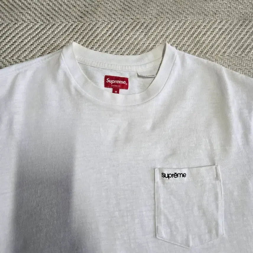 [BUNJANG] Supreme White Pocket Short Sleeve T-shirt / 남성105 XL 슈프림 화이트 포켓 반팔 티셔츠