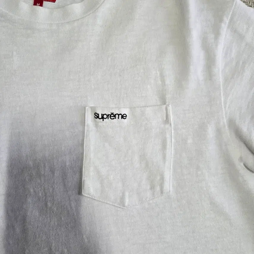 [BUNJANG] Supreme White Pocket Short Sleeve T-shirt / 남성105 XL 슈프림 화이트 포켓 반팔 티셔츠
