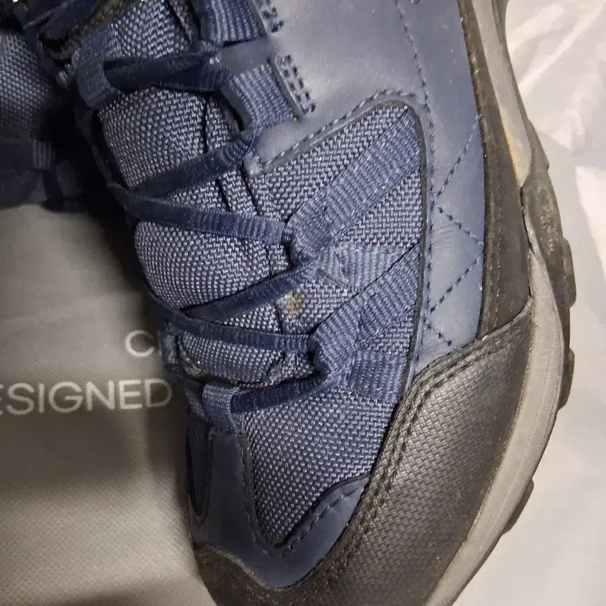 [BUNJANG] The North Face Hiking Boots (Navy/Black) 245mm / 등산화 245  노스페이스
