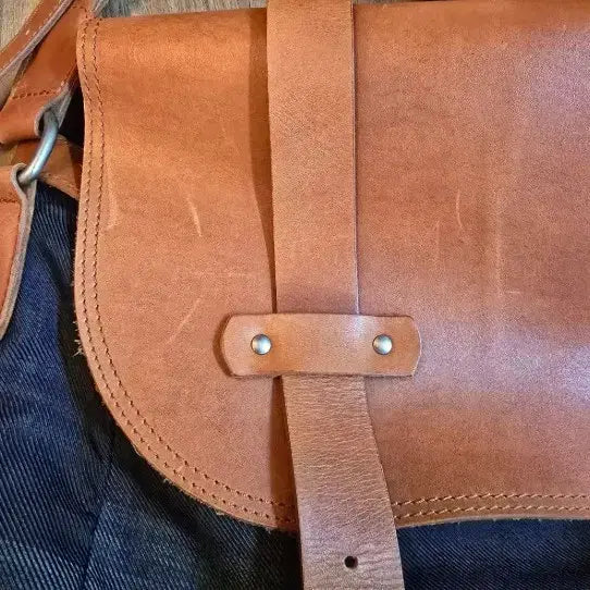 [BUNJANG] Hazzys J.J.one Blackwatch Messenger Bag / 헤지스 x J.J.one 블랙와치 메신져백