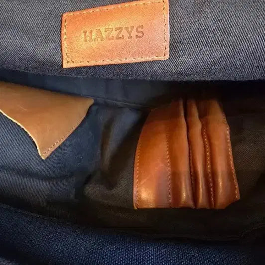 [BUNJANG] Hazzys J.J.one Blackwatch Messenger Bag / 헤지스 x J.J.one 블랙와치 메신져백