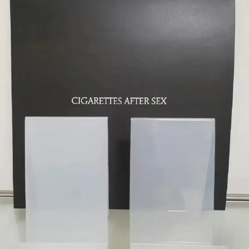 [BUNJANG] Clear Acrylic Stand Holder for LP, CD, Magazine, and Book Display / LP 투명 아크릴 스탠드 거치대 CD 매거진 북 디스플레이