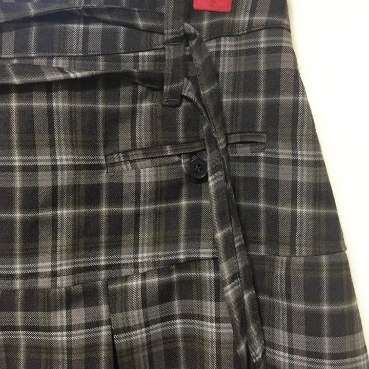 [BUNJANG] Fancy Club Formal Plaid Pleated Midi Skirt / 팬시클럽 포멀 버튼 플리츠 미디 스커트