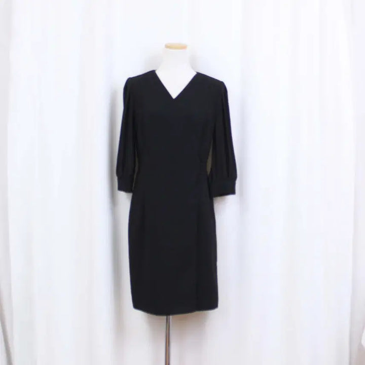 [BUNJANG] LYNN V-Neck Dress (Size 66) / [정품] 린(LYNN) 여성 캐주얼 브이넥 원피스 (66) 상상샵