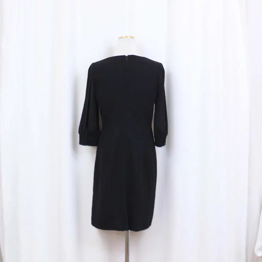 [BUNJANG] LYNN V-Neck Dress (Size 66) / [정품] 린(LYNN) 여성 캐주얼 브이넥 원피스 (66) 상상샵
