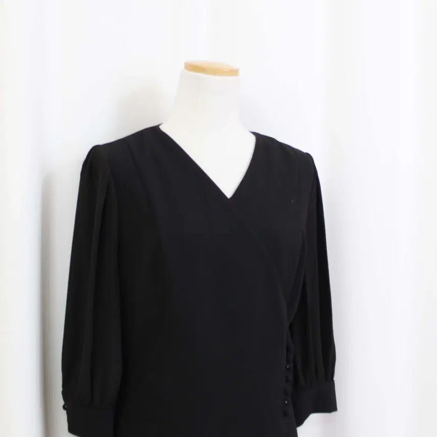 [BUNJANG] LYNN V-Neck Dress (Size 66) / [정품] 린(LYNN) 여성 캐주얼 브이넥 원피스 (66) 상상샵
