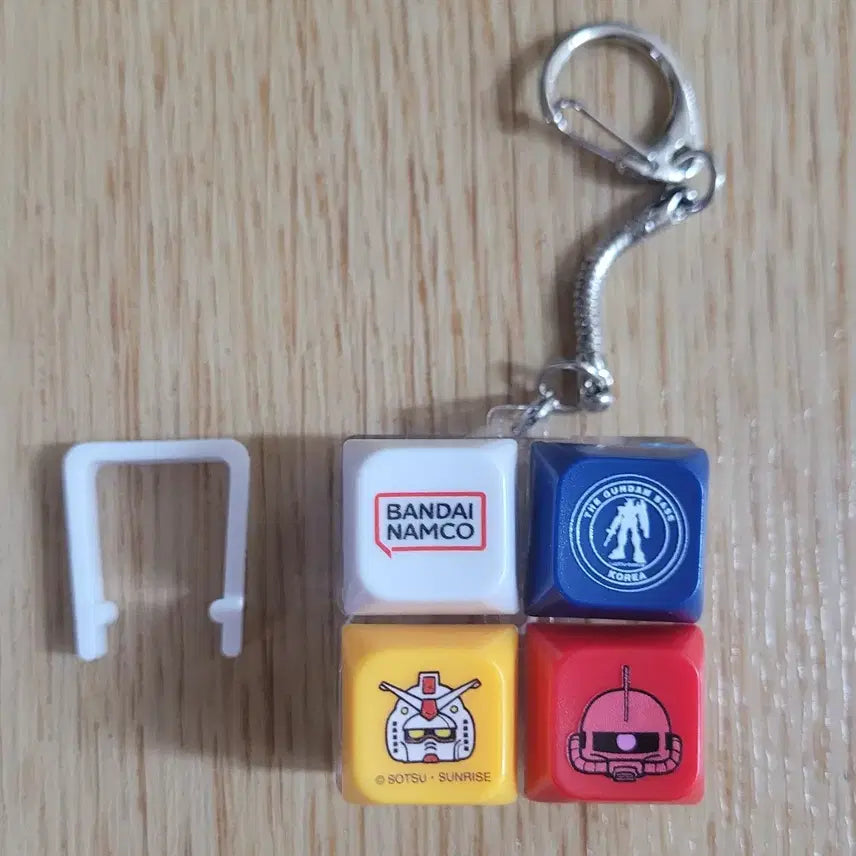 [BUNJANG] Bandai Gundam Base Limited Keycap / 미개봉 반다이 건담베이스한정 키캡 팝니다 건담키캡