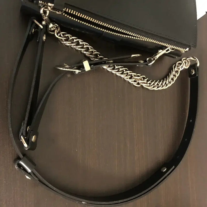 [BUNJANG] Toga Leather Chain Bag / 토가 레더 체인백