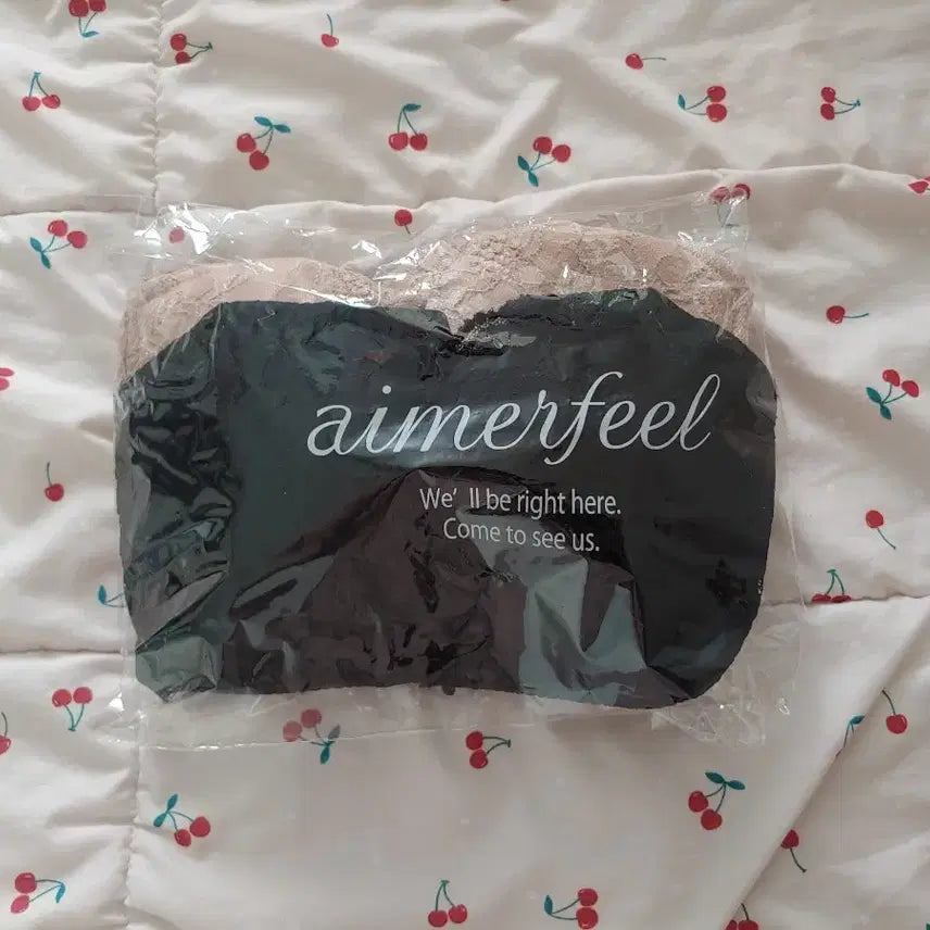[BUNJANG] Eméfeel Glamorous Lace Wakidaka Bra Set / (F75)에메필 글래머 카슈쾨르 레이스 와키다카 브라세트