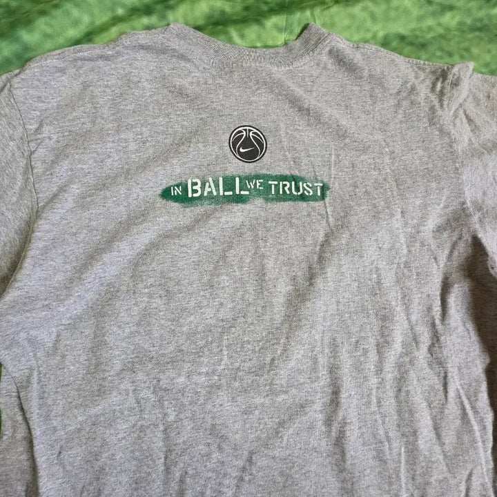 [BUNJANG] Nike In Ball We Trust Graphic T-shirt / 빈티지 90s 나이키 농구 In Ball We Trust 그래픽 티셔츠