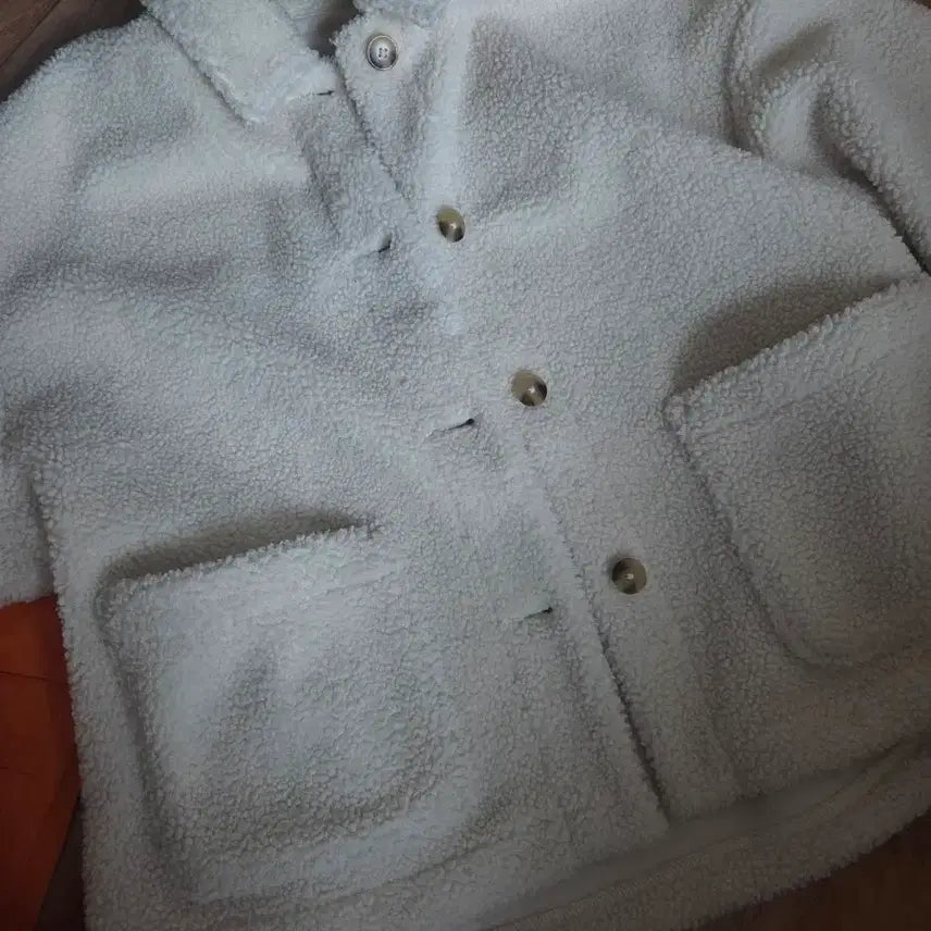 [BUNJANG] Uniqlo Fleece Lined Jacket Ivory / 유니클로 뽀글이 양털 자켓 아이보리
