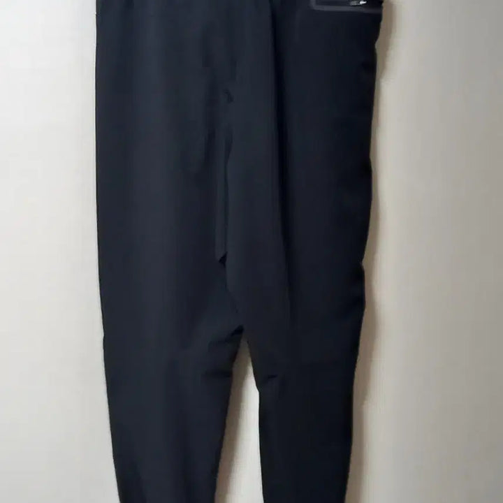 [BUNJANG] Under Armour Black Jogger Pants Size 30-32 / 언더아머 블랙 조거팬츠 30~32 새상품급@