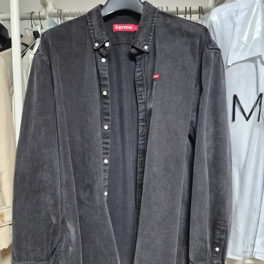 [SOLD OUT] 24Ss 슈프림 스몰박스 셔츠 워시드 블랙