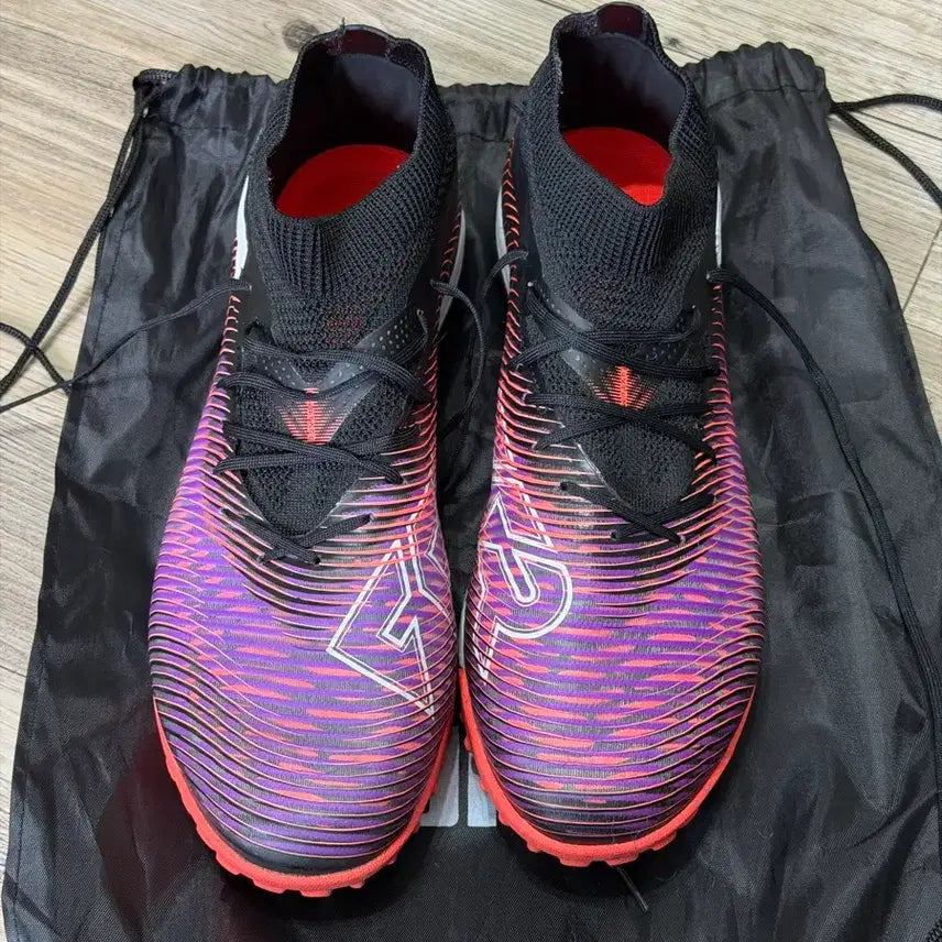 [BUNJANG] Puma Future 8 Pro TF (285) Soccer Cleats / 푸마퓨처8 프로 tf (285)