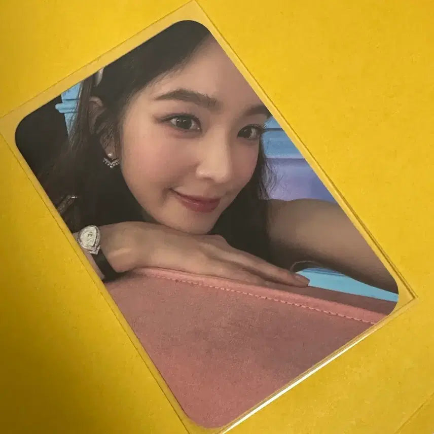 [BUNJANG] Red Velvet Irene 2024 Fancon Photocard / [판매] 레드벨벳 아이린 2024 팬콘 포토카드