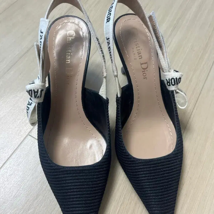 [SOLD OUT] 디올 jadior 슬링백 34 사이즈