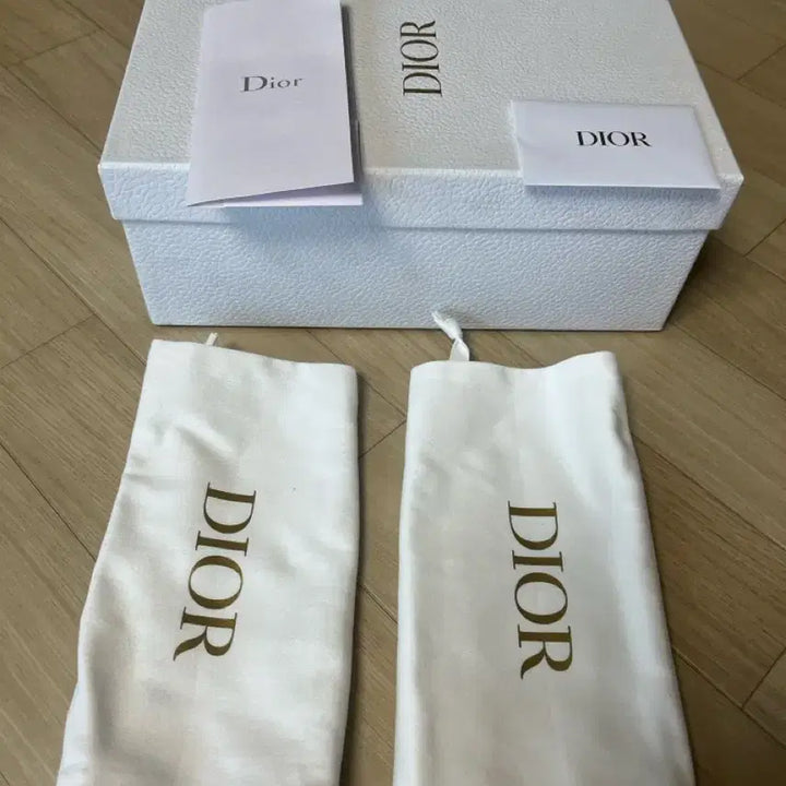 [SOLD OUT] 디올 jadior 슬링백 34 사이즈